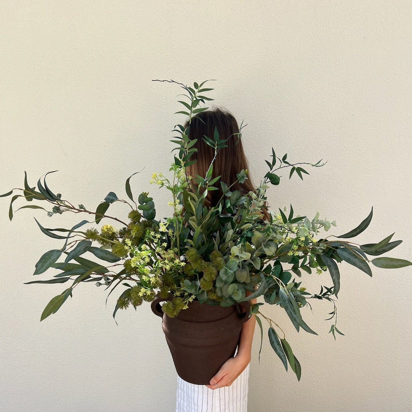 L O A M Urn (Antique Finish)