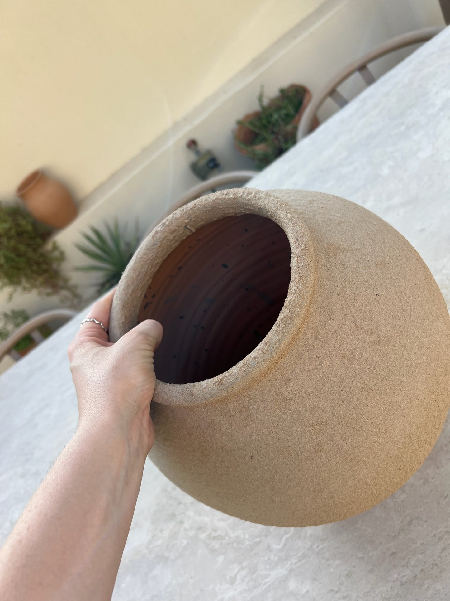 C L A Y W E L L Pot (Antique Sand Beige)