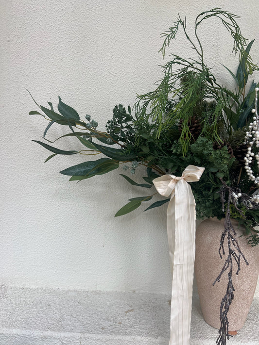L U N A R A - Faux Arrangement - Christmas Collection