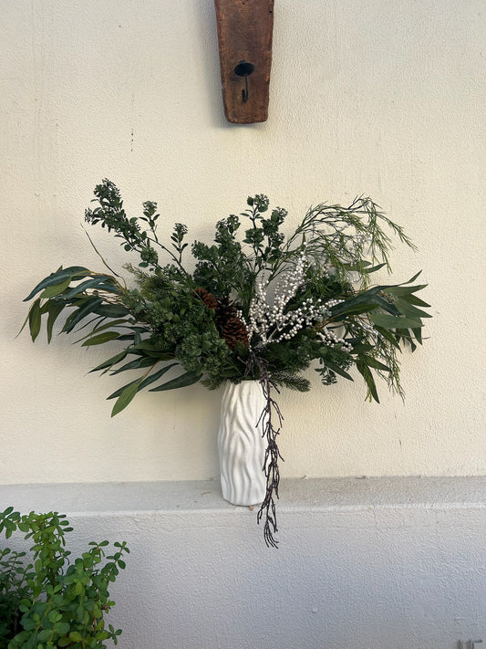 C E R A M I C Tall Ripple Vase