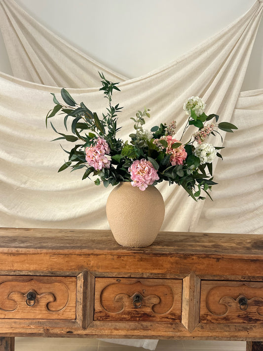 C L A Y W E L L  Pot (Antique Sand Beige)