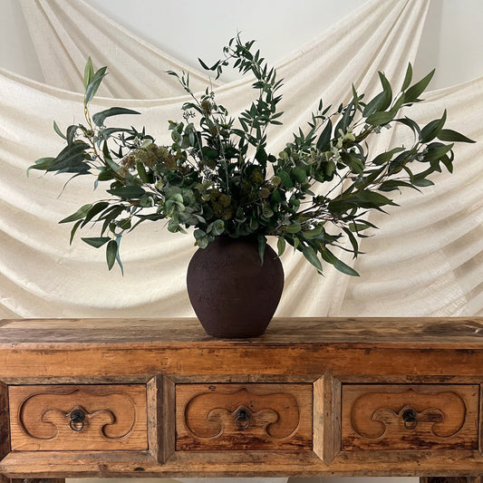 C L A Y W E L L  Pot (Antique Espresso Brown)