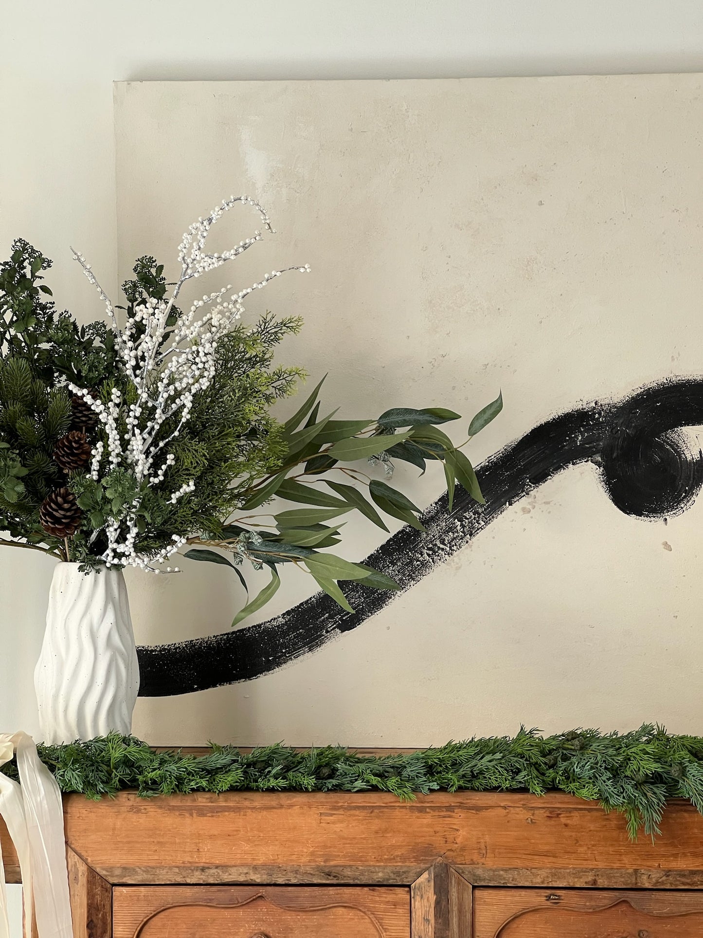 C E R A M I C Tall Ripple Vase