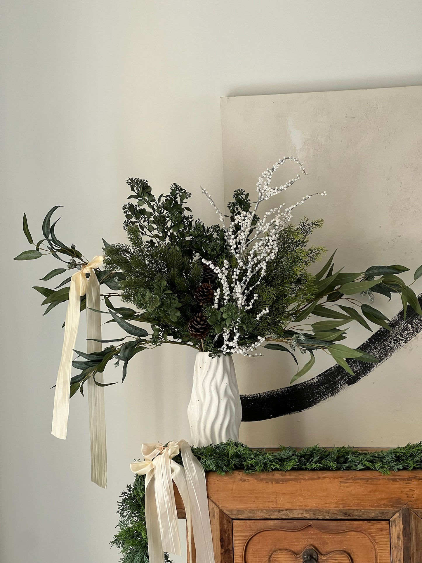 C E R A M I C Tall Ripple Vase
