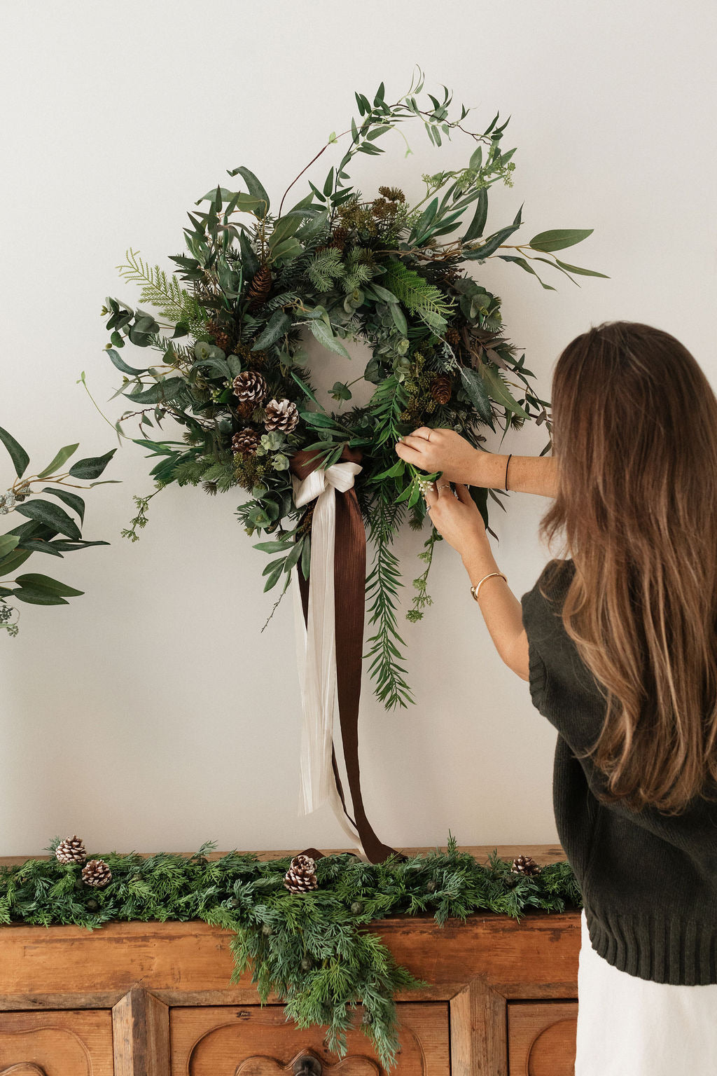 V E R D E L L E  Faux Wreath - Christmas Collection