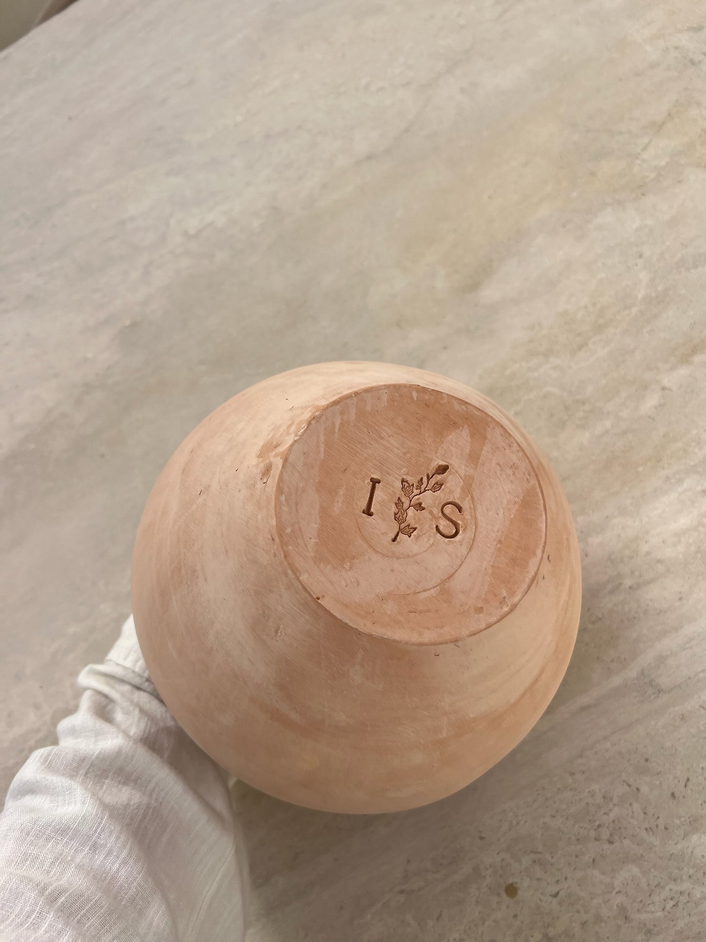 C L A Y W E L L Mini Pot (Teracotta)