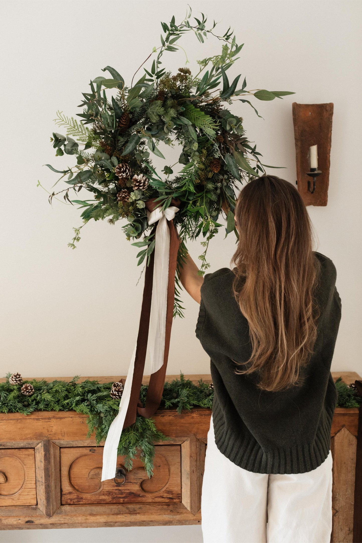 V E R D E L L E  Faux Wreath - Christmas Collection
