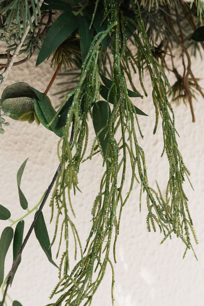 L U N A R A Faux Wreath - Christmas Collection